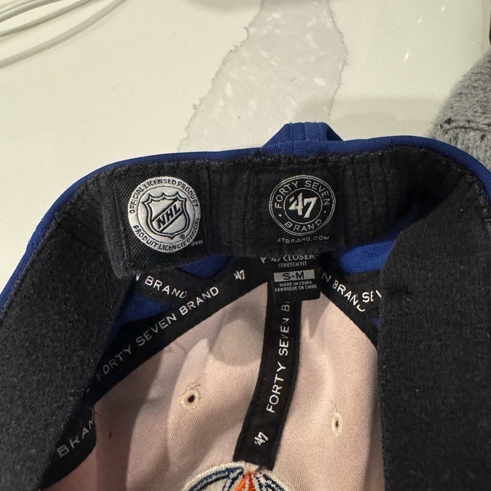 Edmonton Oilers 47 Hat Stretch Fit S/M - Picture 3 of 3
